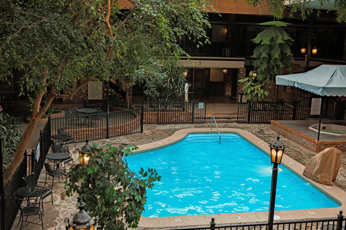 Heritage Inn - Housity