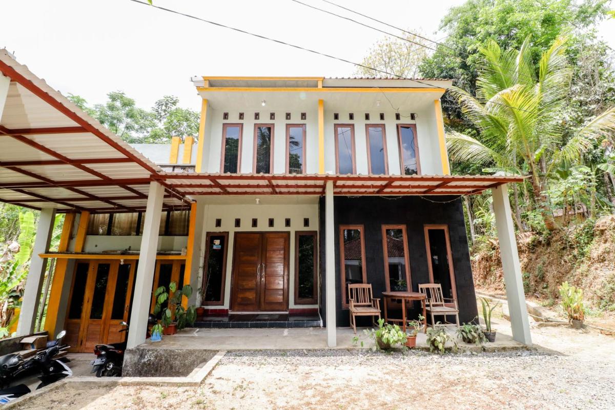 Nabhan Homestay - Housity