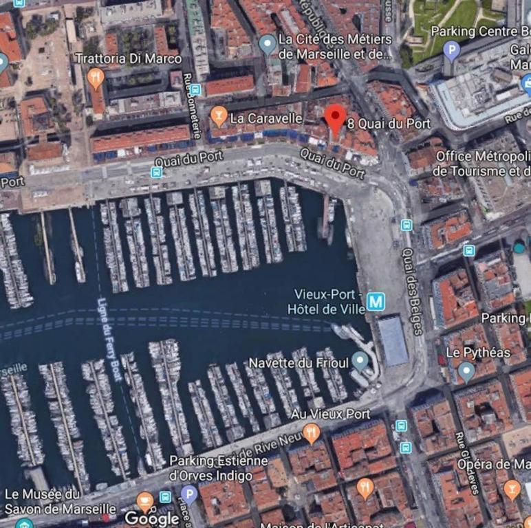 Au cœur du Vieux Port - Le quai bourgeois - Housity