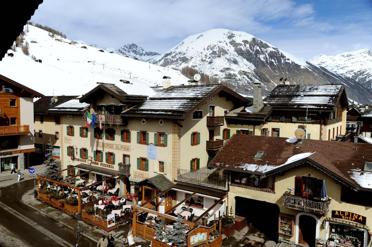 Hotel Alpina - Housity