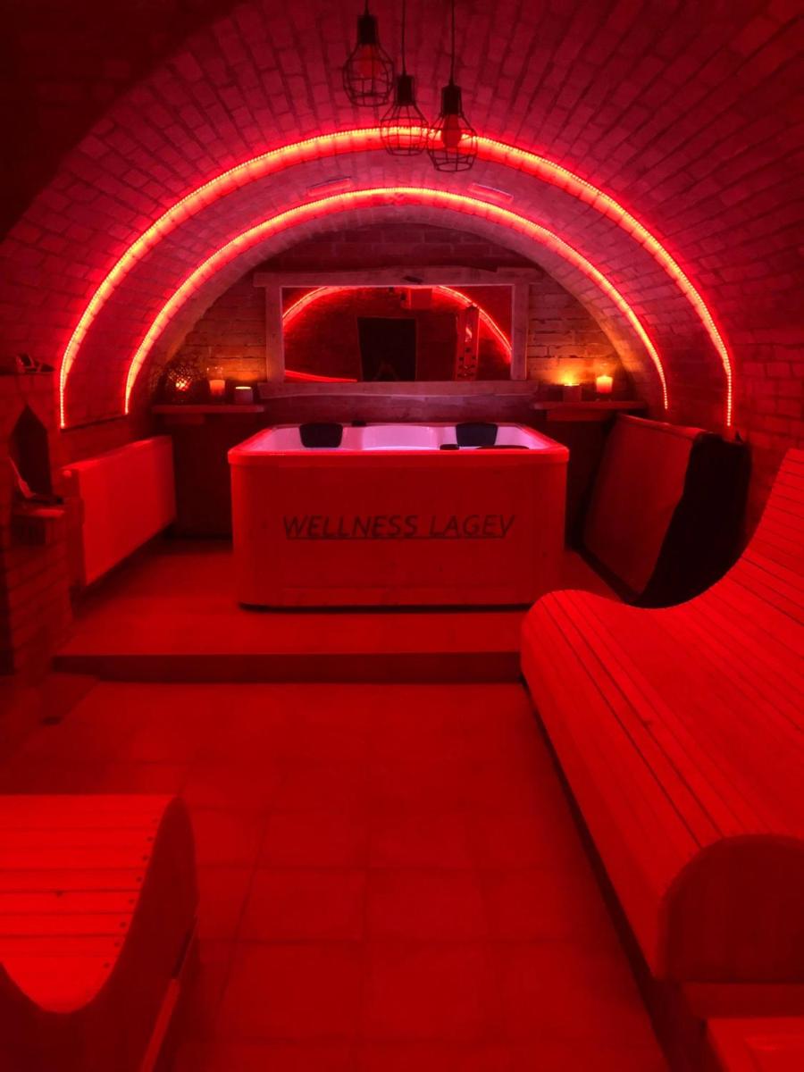 Wellness Holiday House Lagev - Housity