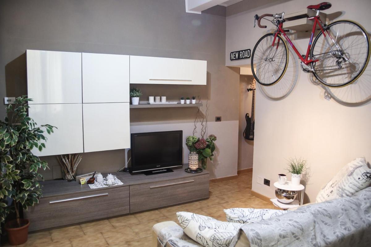 Il Pentagramma - Housity