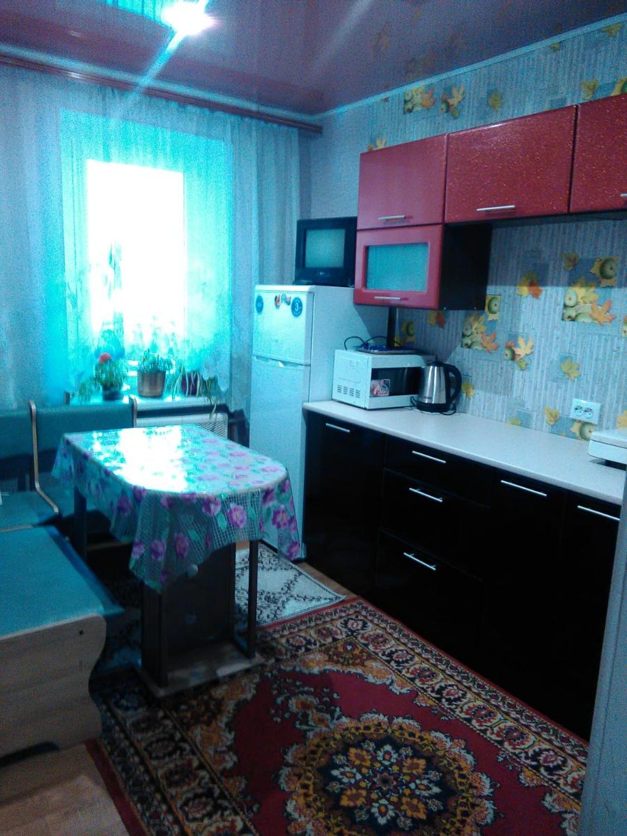 кв посуточно Кривой Рог на 4 Заречном Кривой Рог - Housity