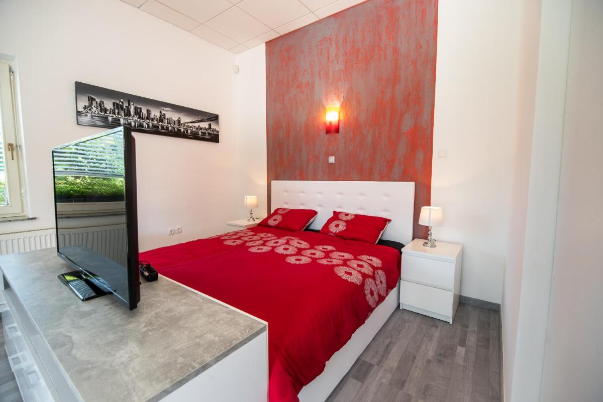 Apartment Lucija-Terme Šmarješke Toplice - Housity