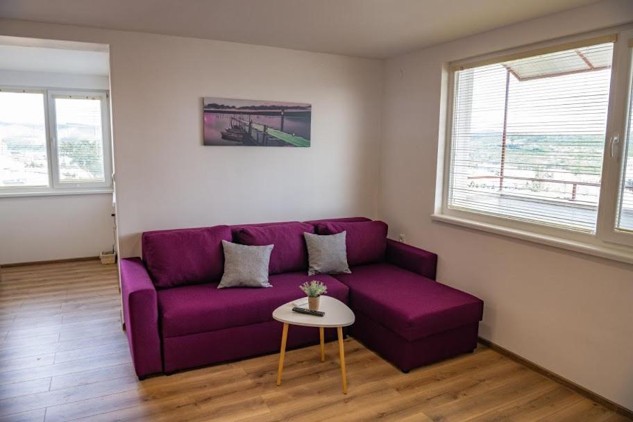 Studio Vazrozhdenska - Housity