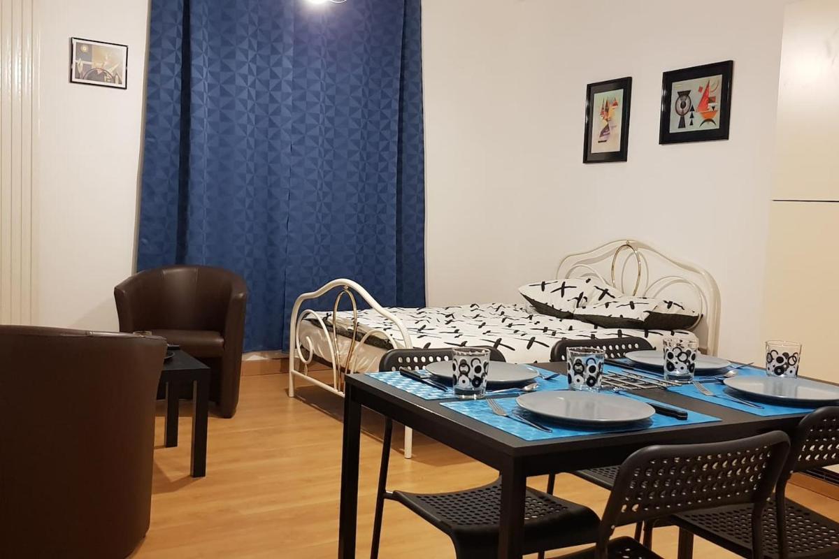 **Studio Art - 30m2 - Centre ville** - Housity