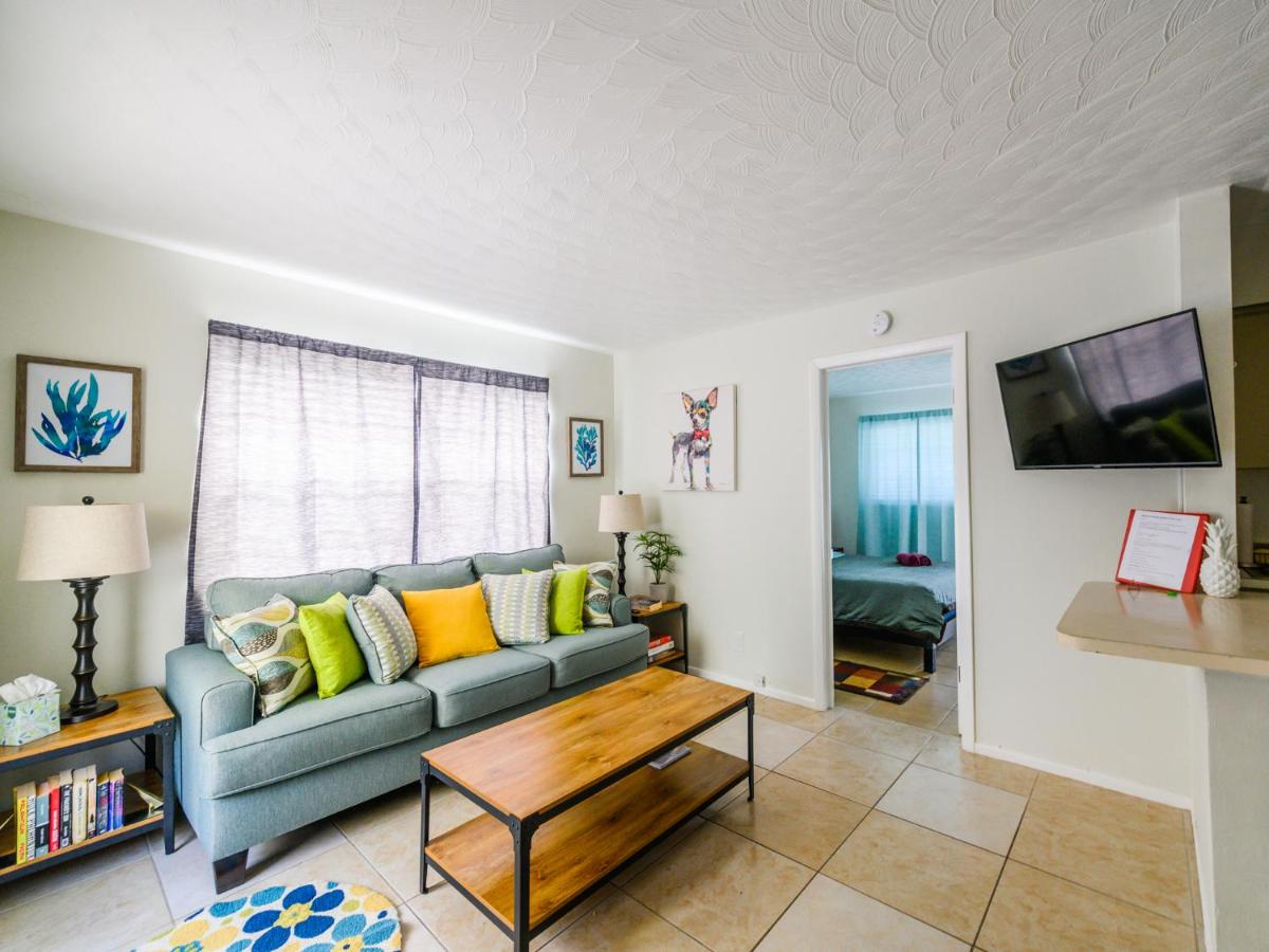Beautiful Old Apartment with Beach Gear - Hizvo