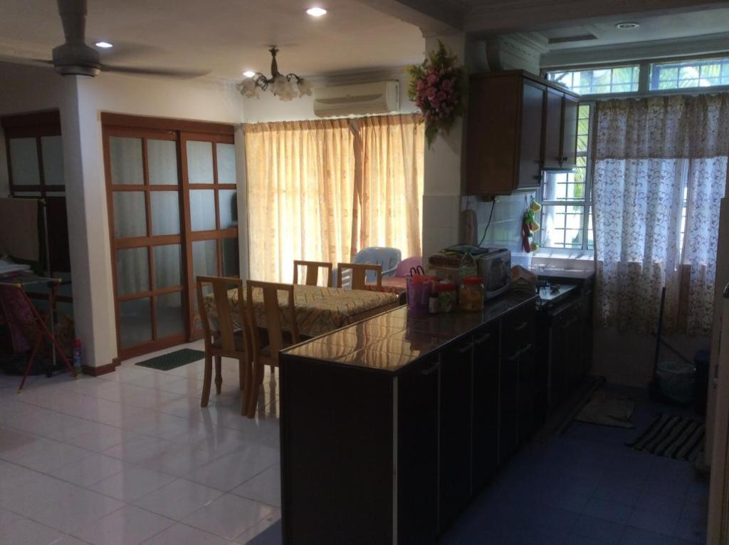Suitetrails - Homestay Dayani Musleem