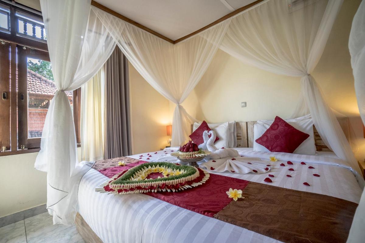 Nick's Hidden Cottages by Mahaputra-CHSE Certified - Housity
