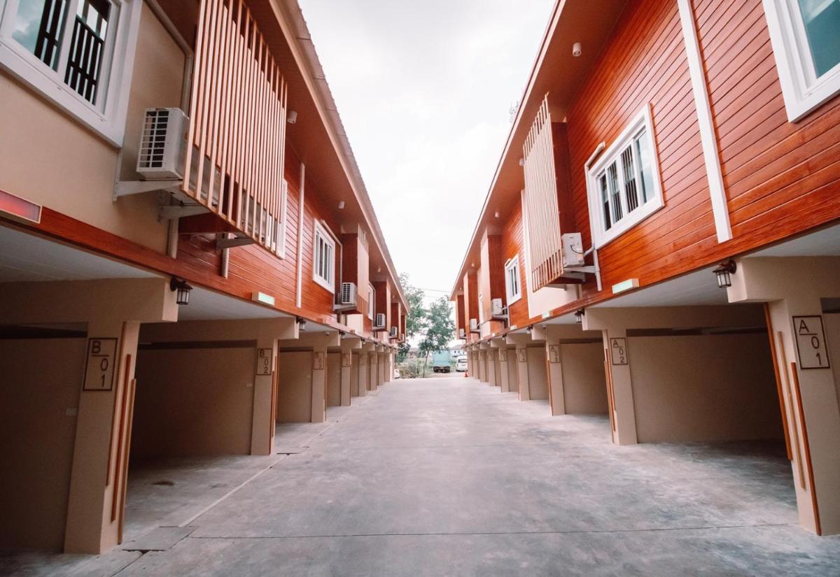 Tripletreesvillage - Housity