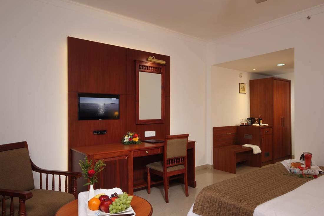 Hotel CLOUD 9 - Housity
