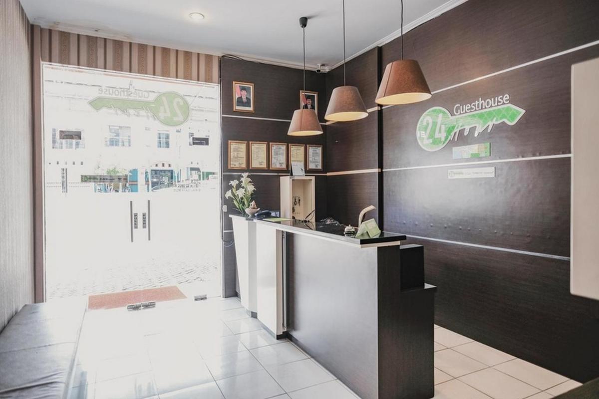 RedDoorz @ Jalan Hayam Wuruk Lampung 2 - Housity