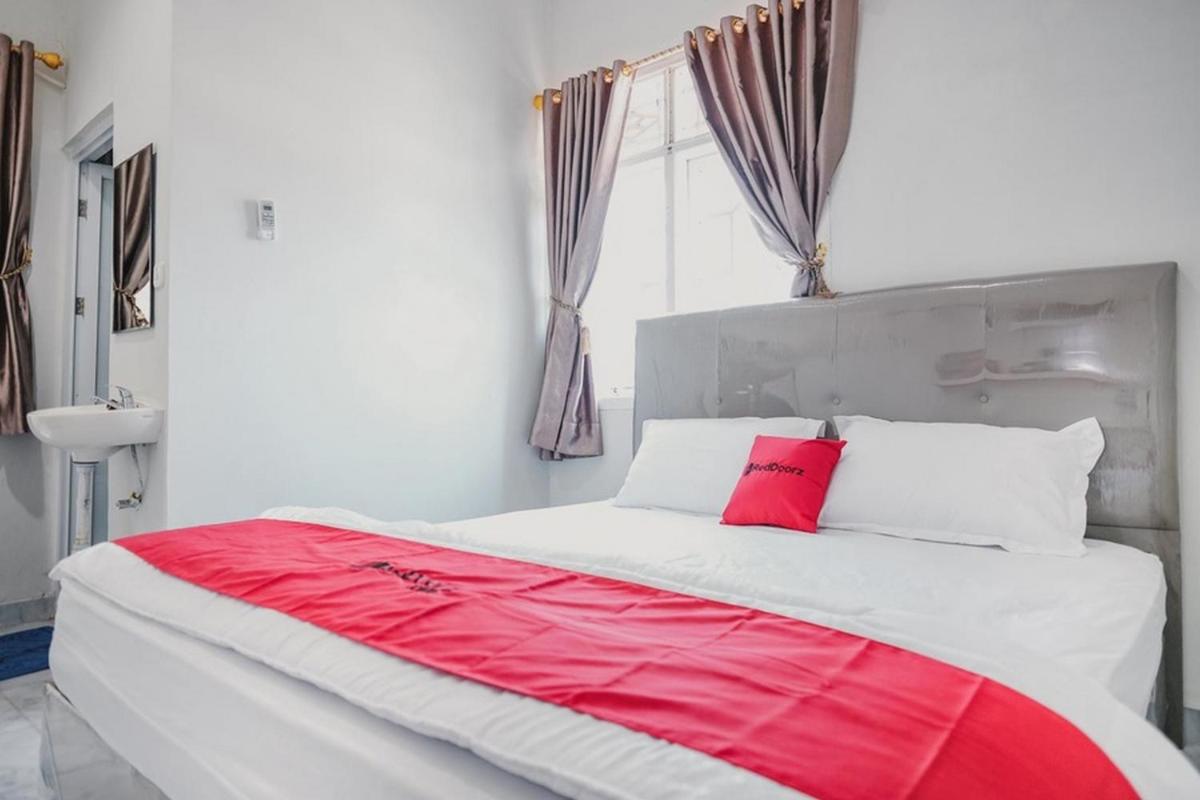RedDoorz @ Jalan Narada Lampung - Housity