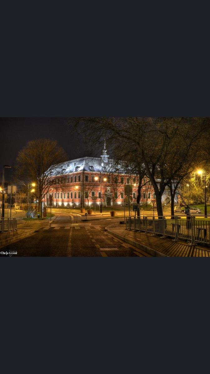 Le Santos - Housity