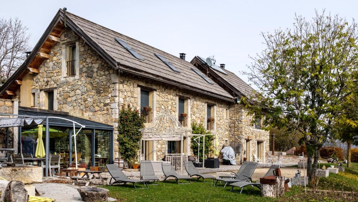 Château Serigues - Housity