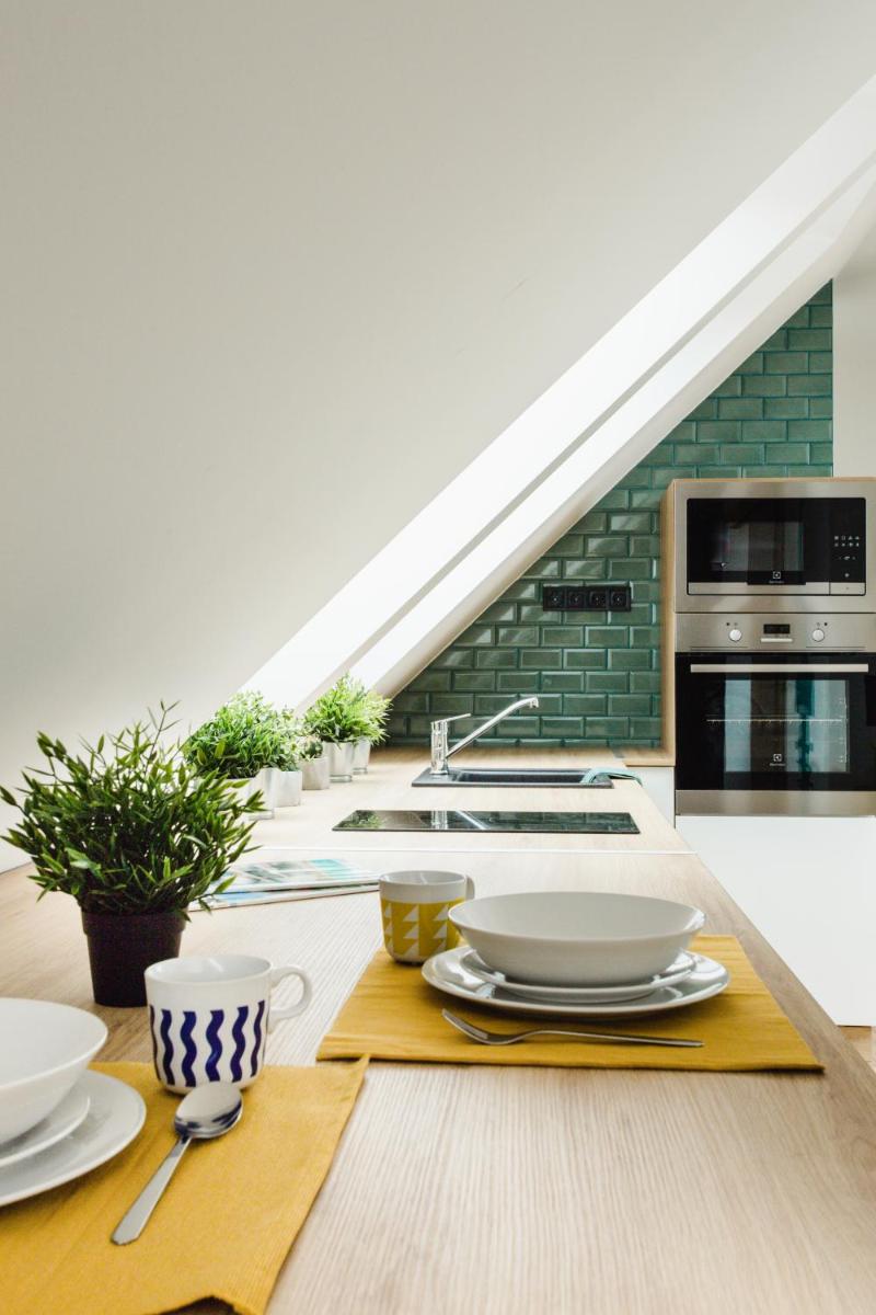 V10 Apartment - Housity