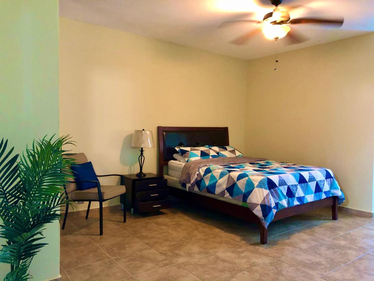 Tio Pepe’s Guest House - Housity