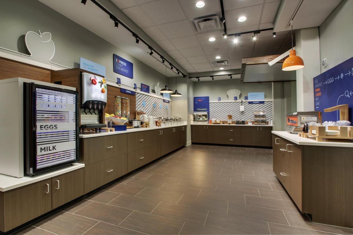 Holiday Inn Express - Lexington East - Winchester, an IHG Hotel - Housity