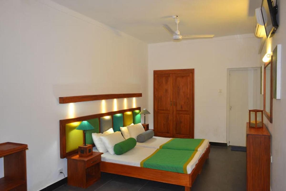 Star Beach Guest House - Housity