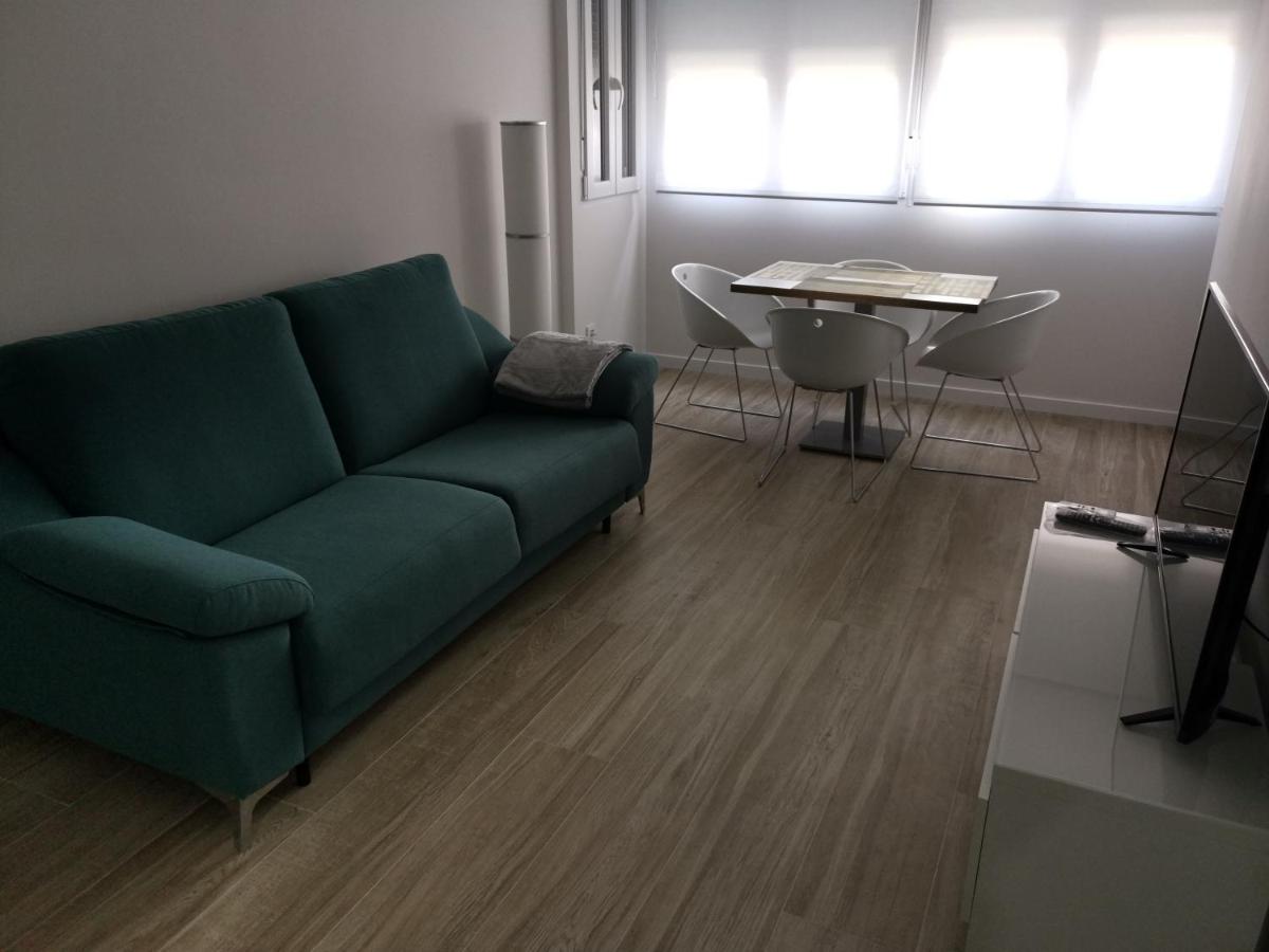 Moderno,tranquilo, entrada autónoma y fácil aparcamiento. - Housity