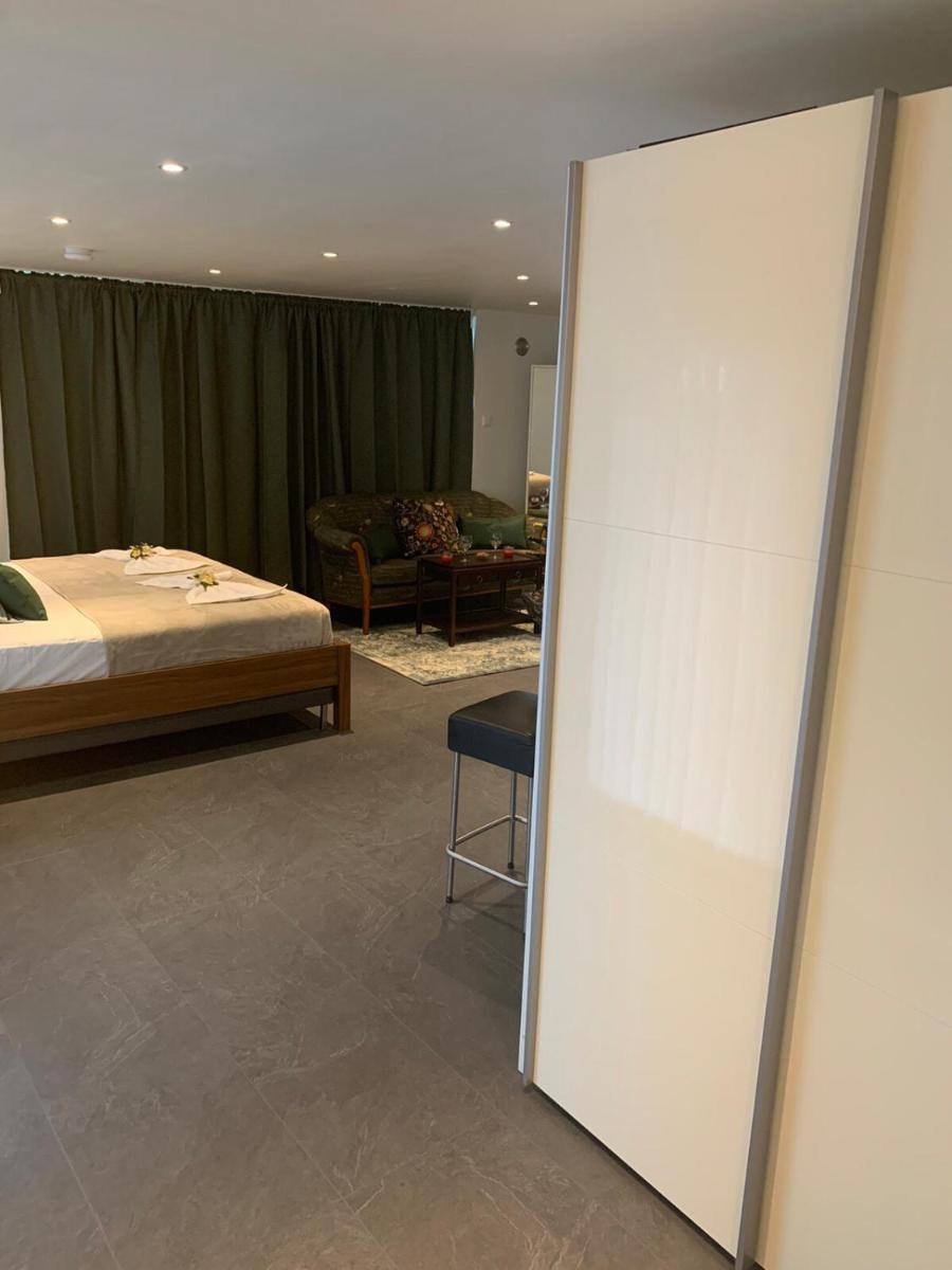 Mirellas Apartment - Housity