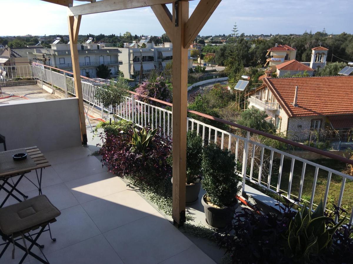 Nina’s Penthouse - Housity