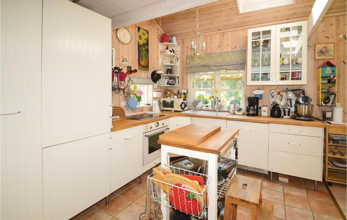Two-Bedroom Holiday Home In Rodby - Housity