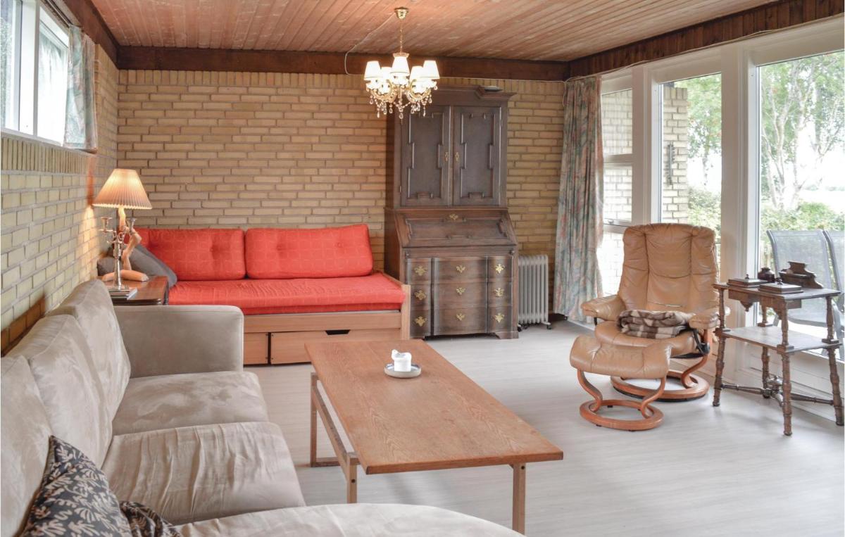 Three-Bedroom Holiday Home In Kirke Hyllinge - Housity