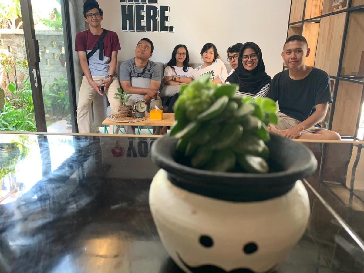 Happy House BnB Bromo backpacker - Housity