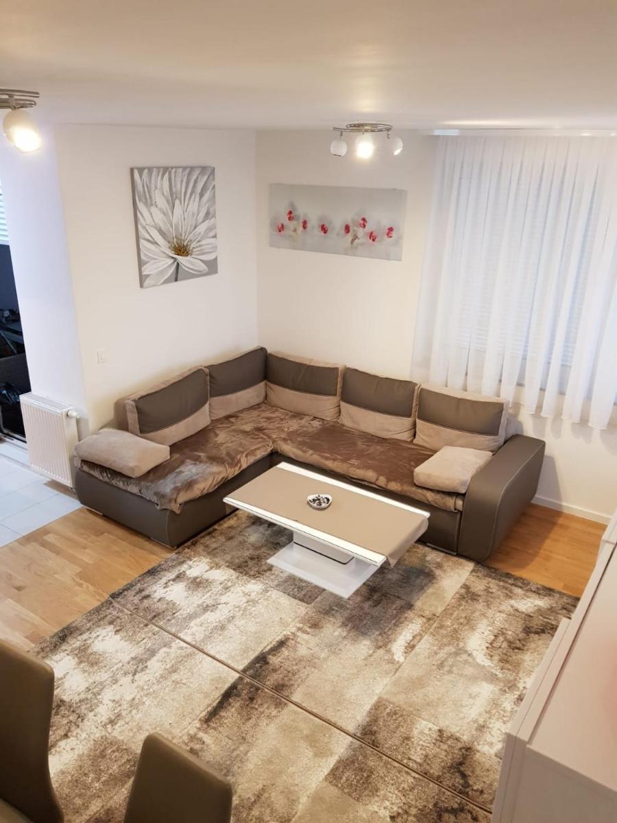 Suitetrails - Apartman Zagreb Gold shadow