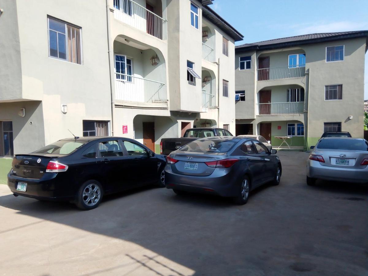 Suitetrails - 247 electricity BAAI LOW COST 2 BEDROOM FLATS
