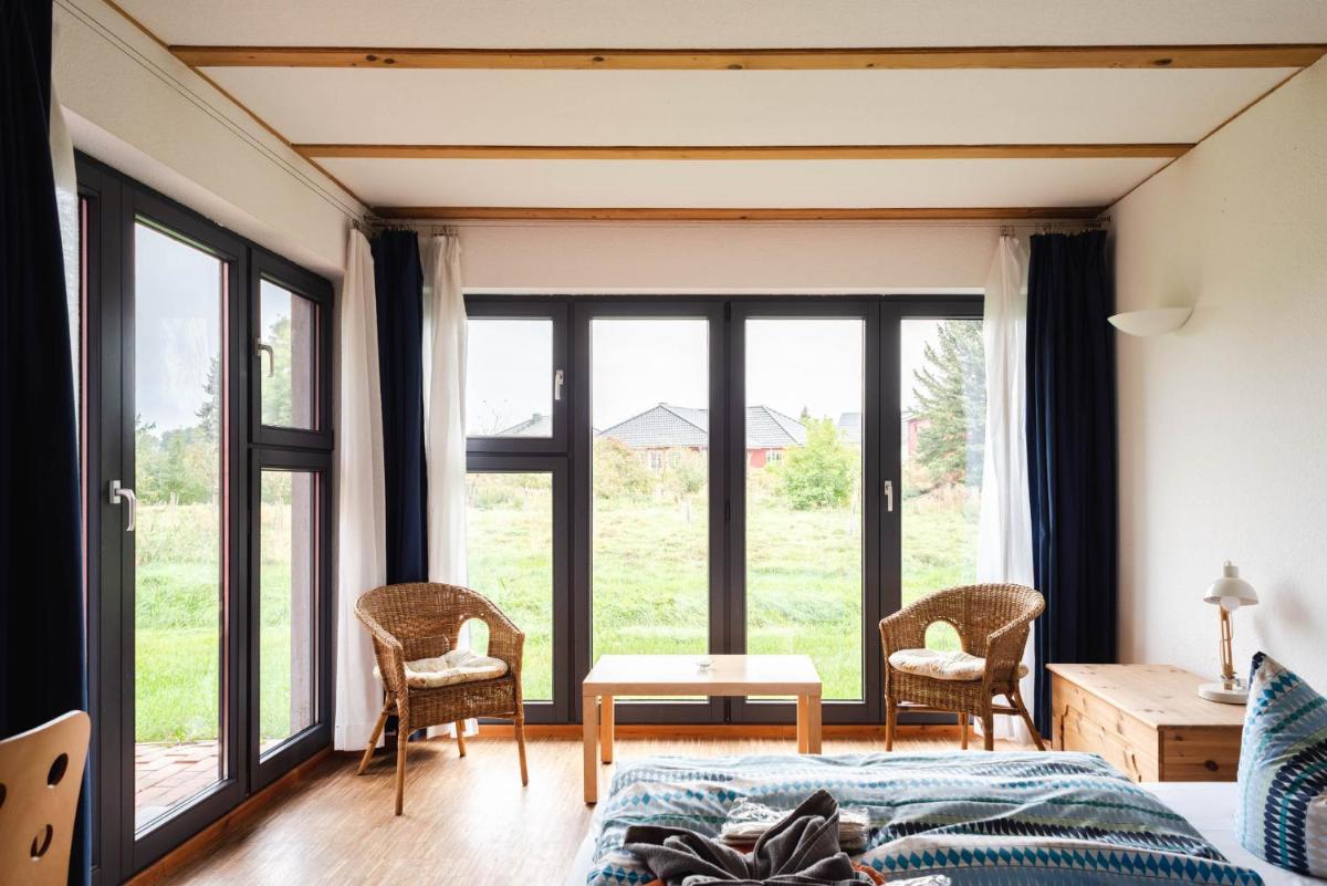 Basiskulturfabrik Öko-Hotel - Housity
