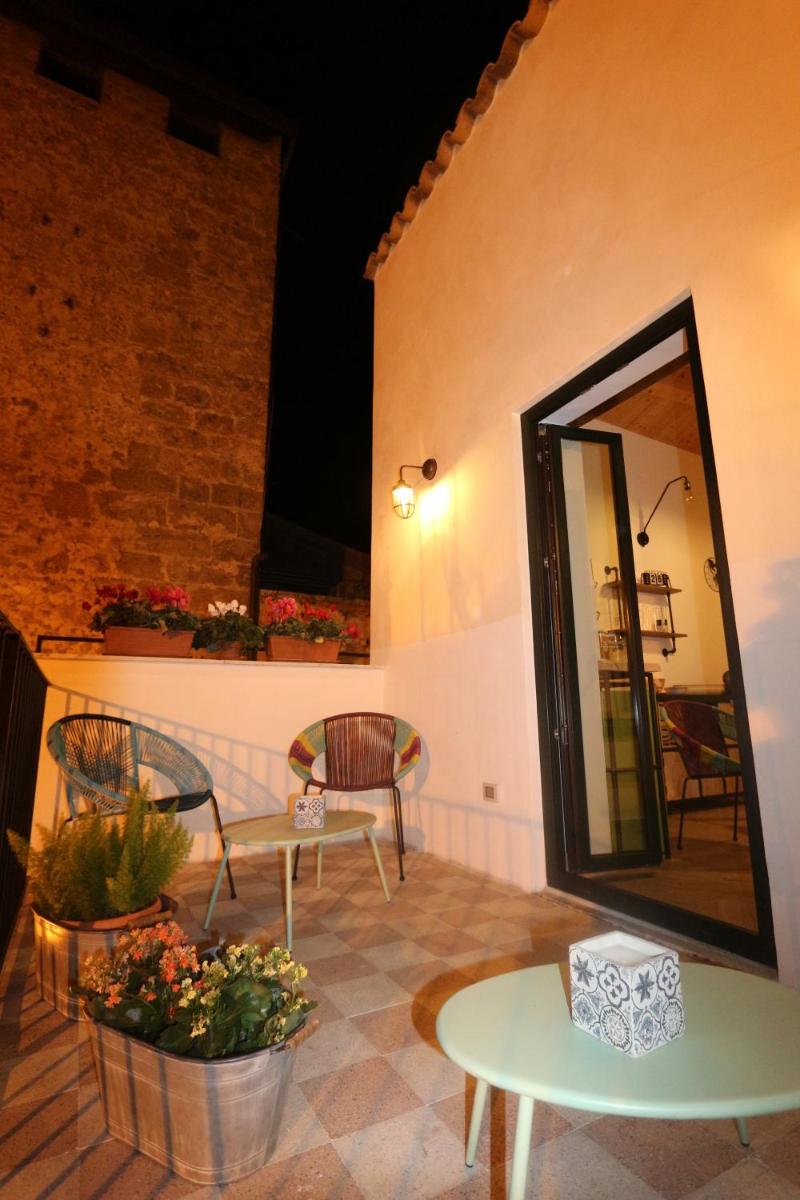 Torre's Camere & caffè - Housity