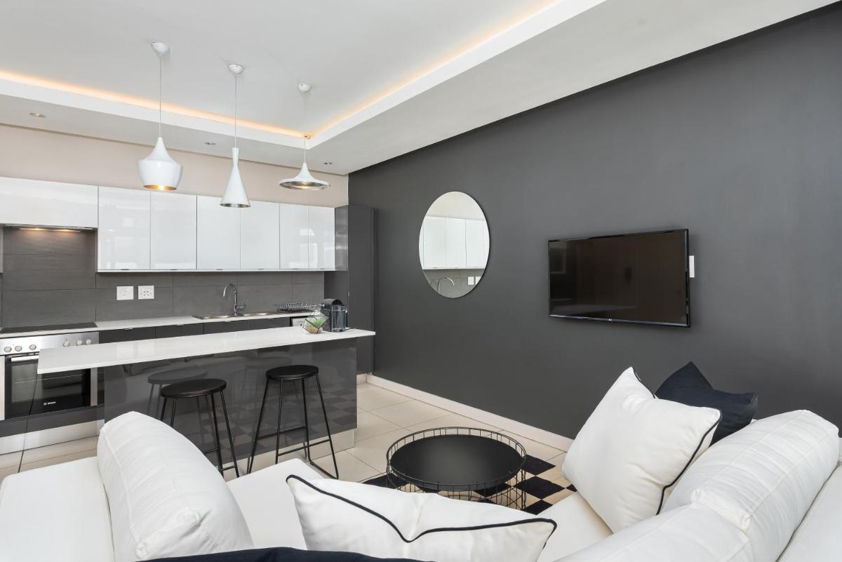 Chelsea Apartments - Housity