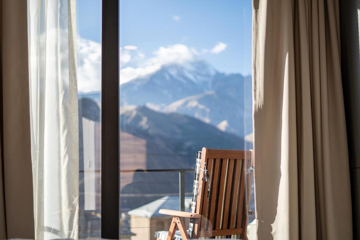 Landscapes Hotel Kazbegi - Housity