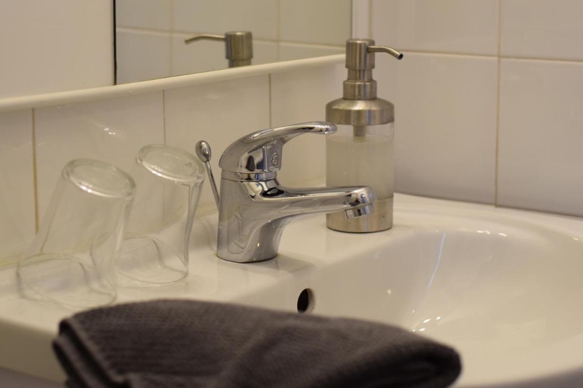 Nouvel Hotel - Housity