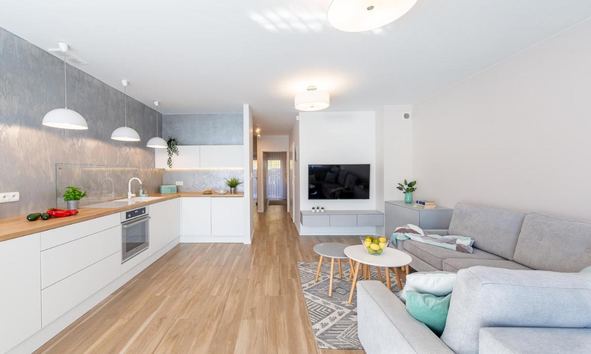Biały Apartament - Housity