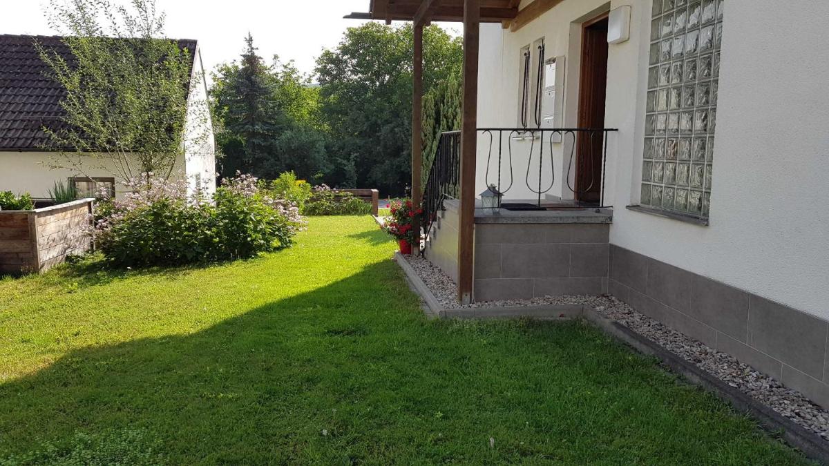 Ferienwohnung Schwarz - Housity