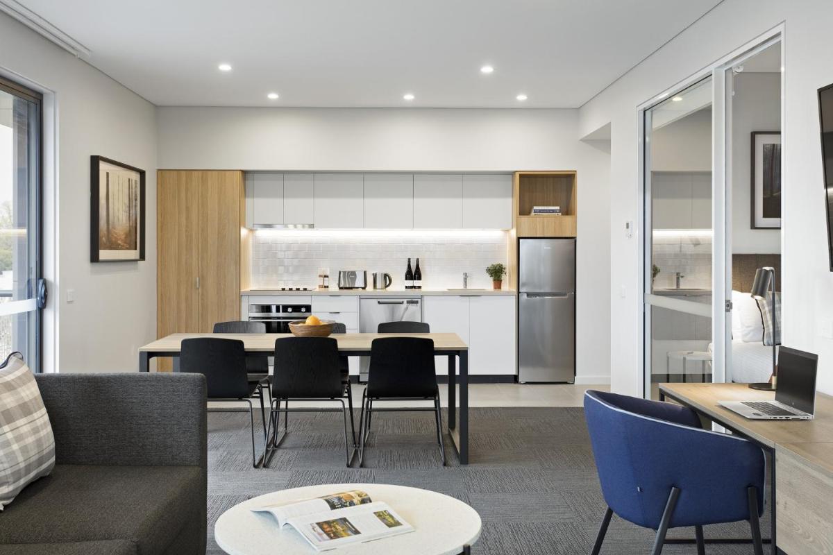 Quest Orange - Housity