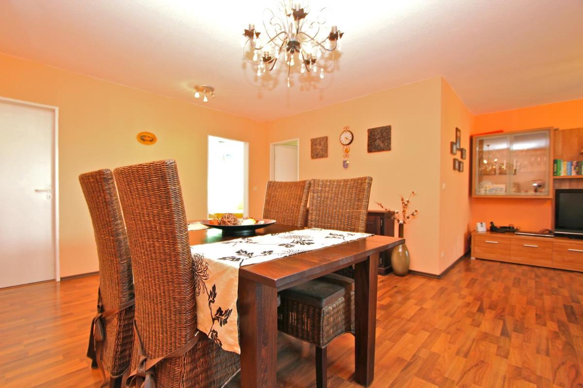 Suitetrails - Homely Apartments near Exhibition area