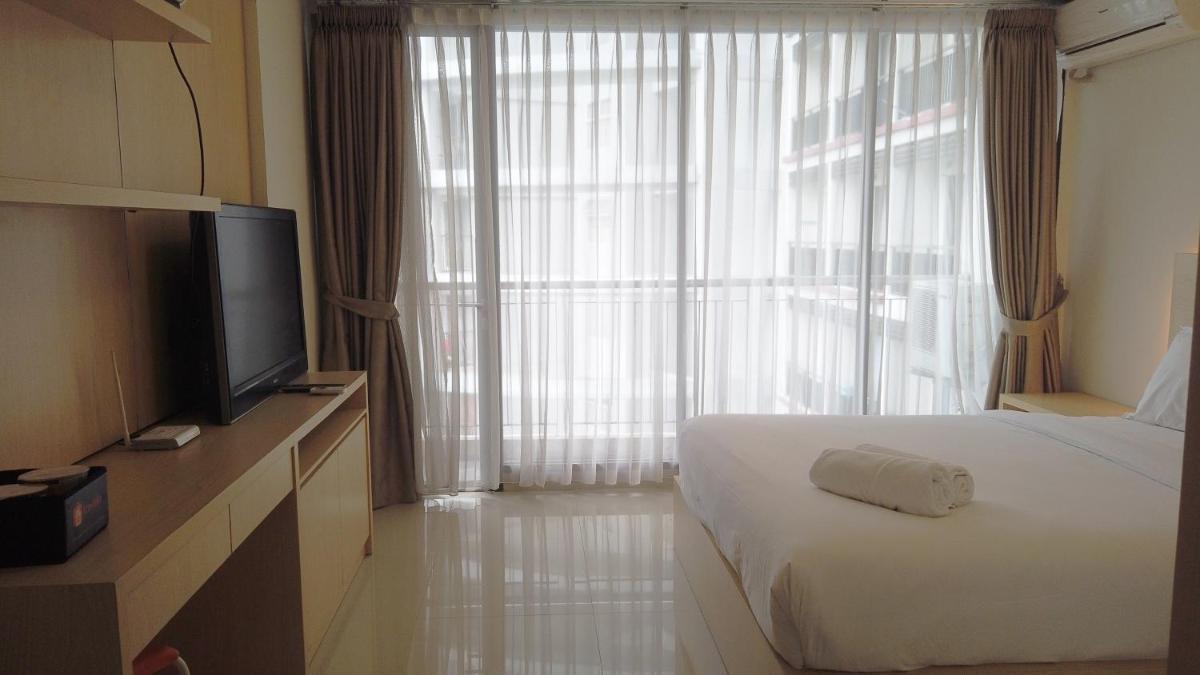 Strategic Studio Apartment at Beverly Dago with Mountain View By Travelio - Housity