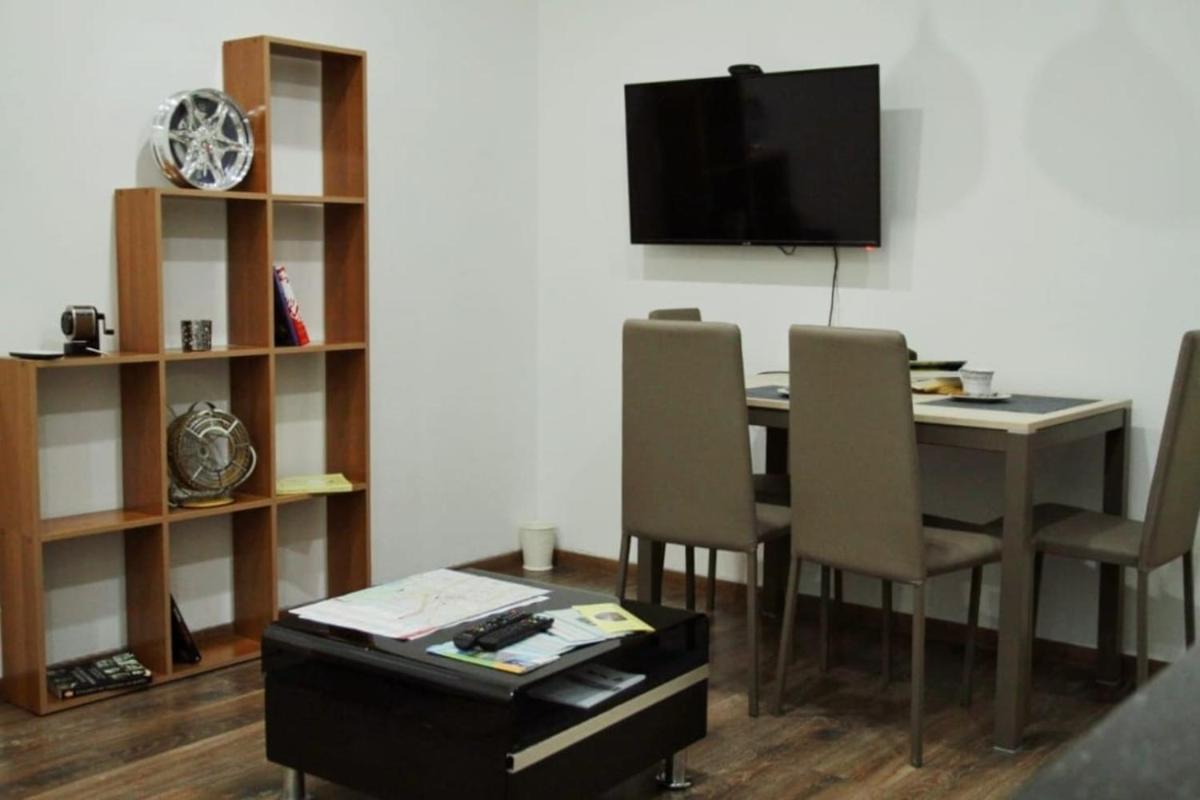Marias Home in Blloku, Tirana - Hizvo