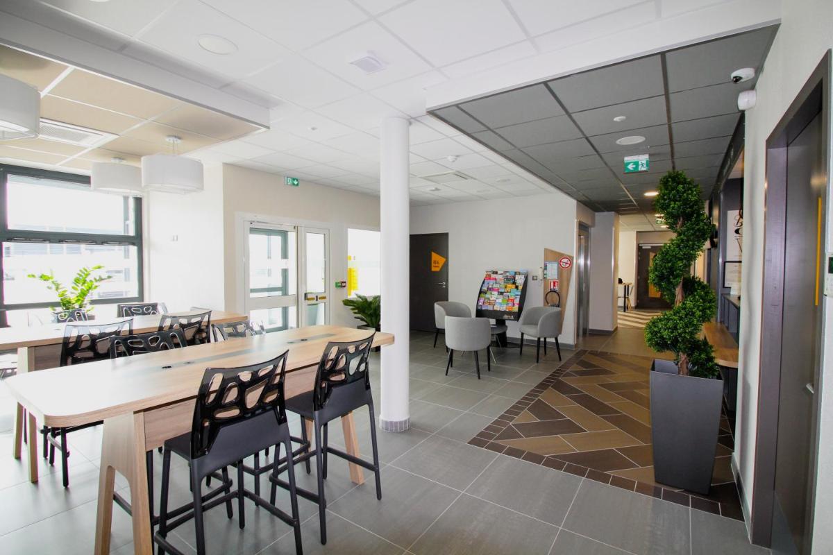 Suitetrails - B&B HOTEL Montélimar Sud
