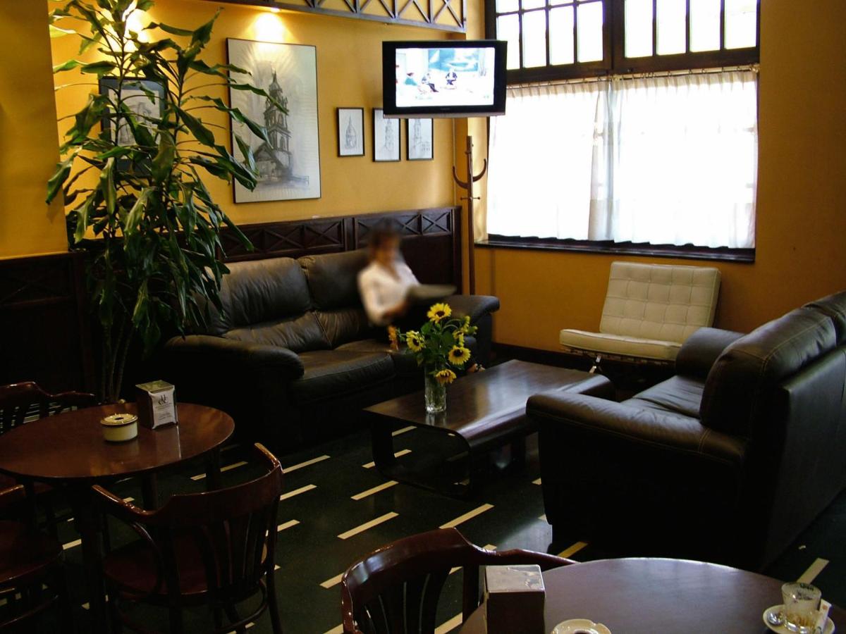 Hotel Ciudad De Calahorra - Housity
