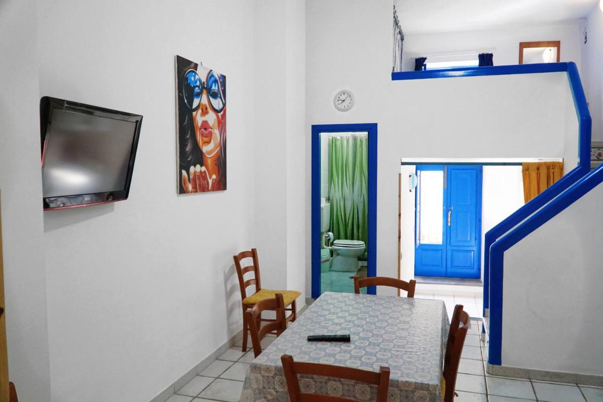 Lipari By The Beach - Housity