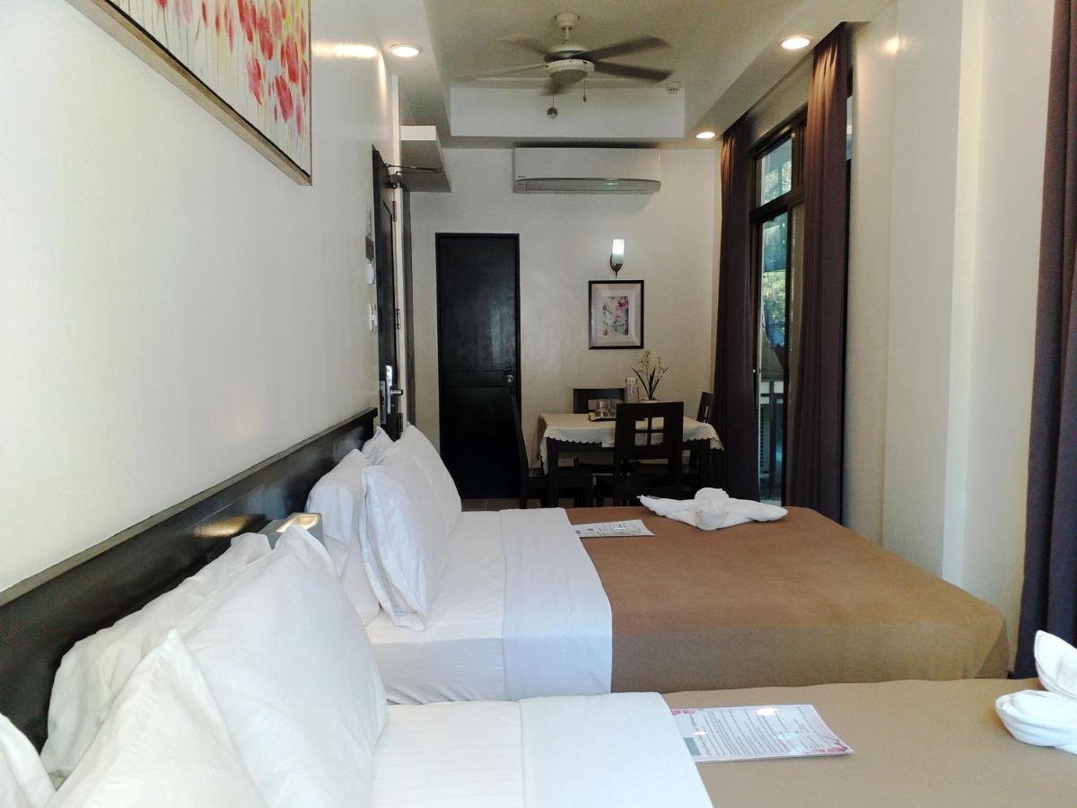 One Crescent Place Hotel - Hizvo