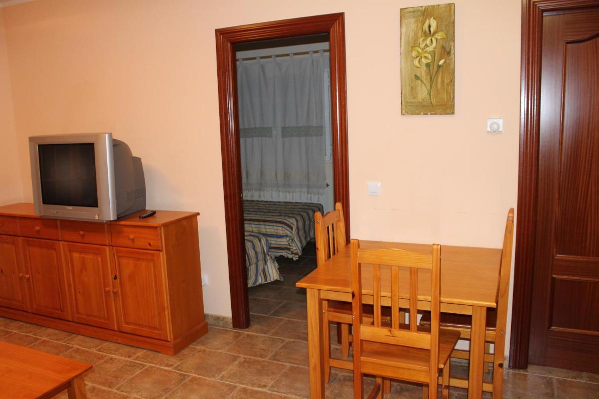 Apartahotel Laguna de Gallocanta - Housity