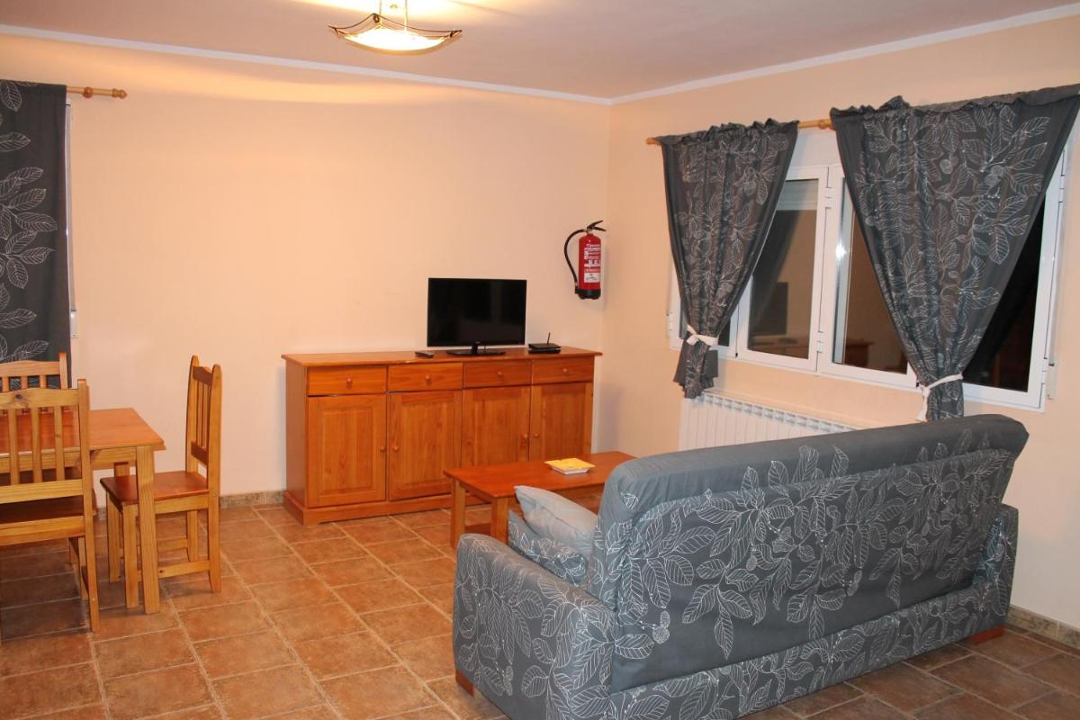 Apartahotel Laguna de Gallocanta - Housity