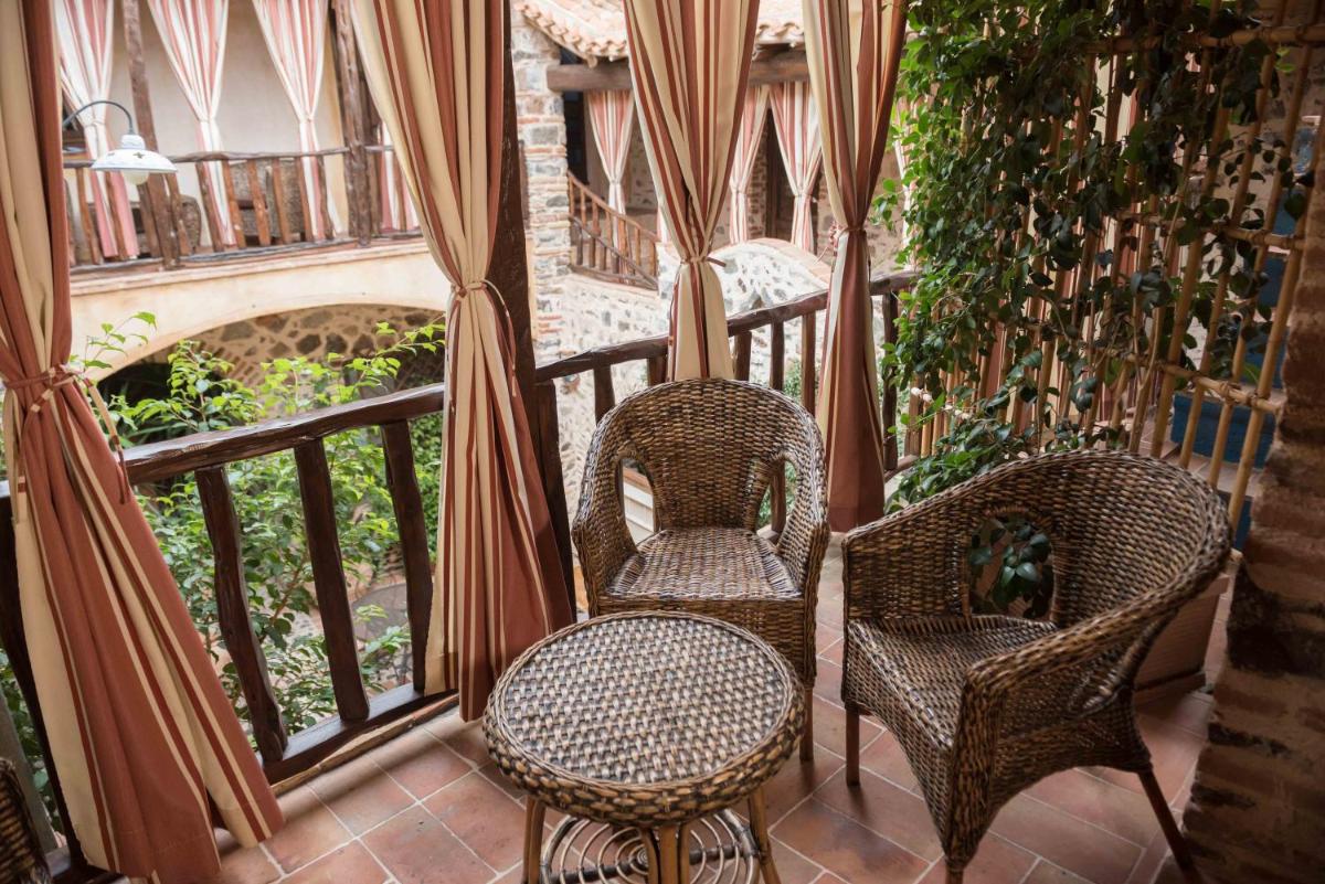 Hotel Anticos Palathos - Housity