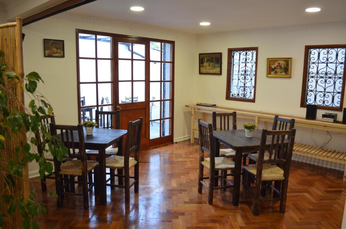 Los Araucanos - Housity